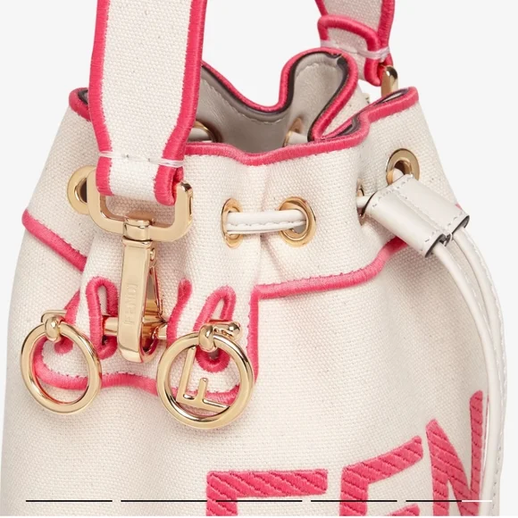 FENDI Bucket Bag - Picture 6 of 6